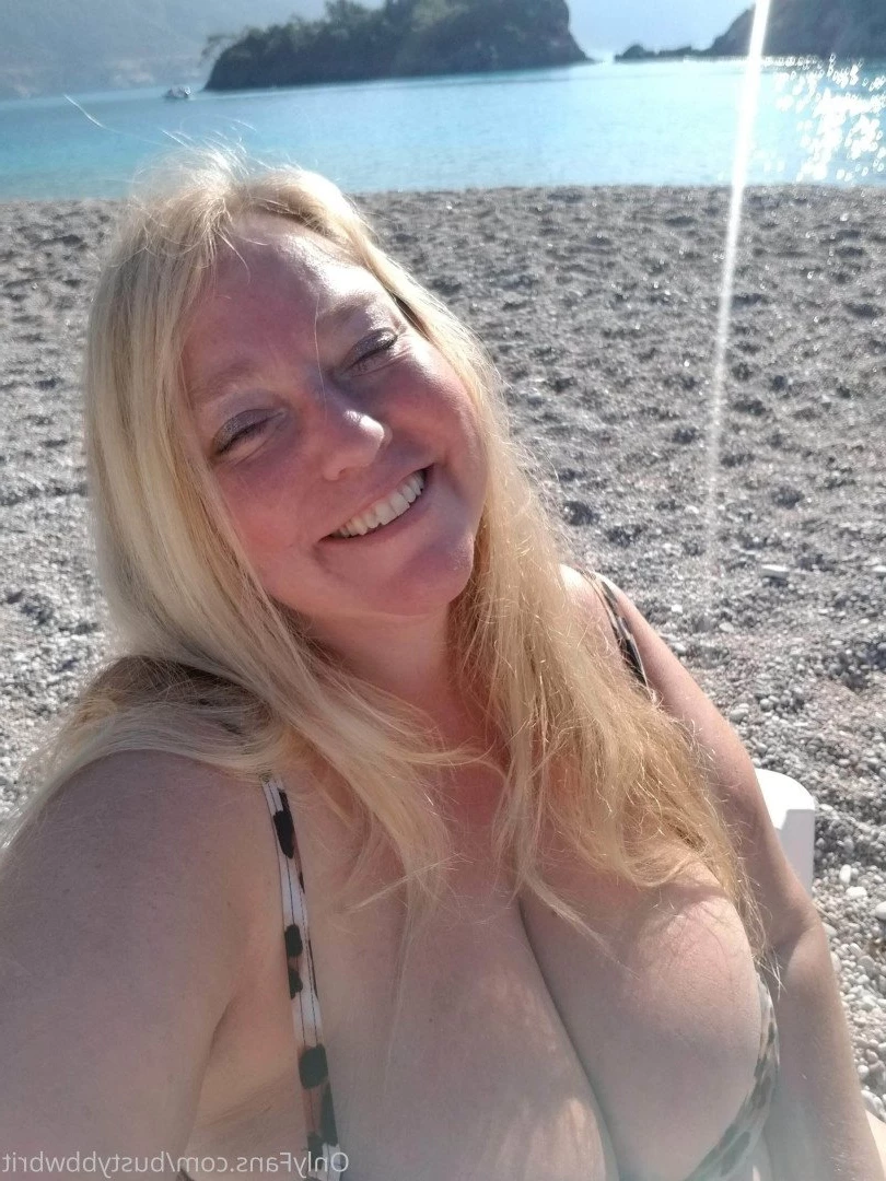 Blonde British BBW Girlfriend [ bustybbwbrit ] Onlyfans leaked photo 3611300 on Hotleaks.tv