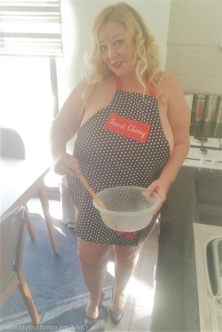 Blonde British BBW Girlfriend [ bustybbwbrit ] Onlyfans leaked photo 5980971 on Hotleaks.tv