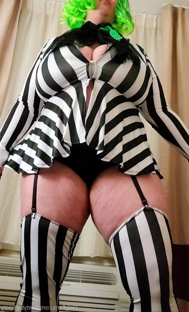 Big TiTTy Stepmom [ bustybigbooty ] Onlyfans leaked photo 3849916 on Hotleaks.tv