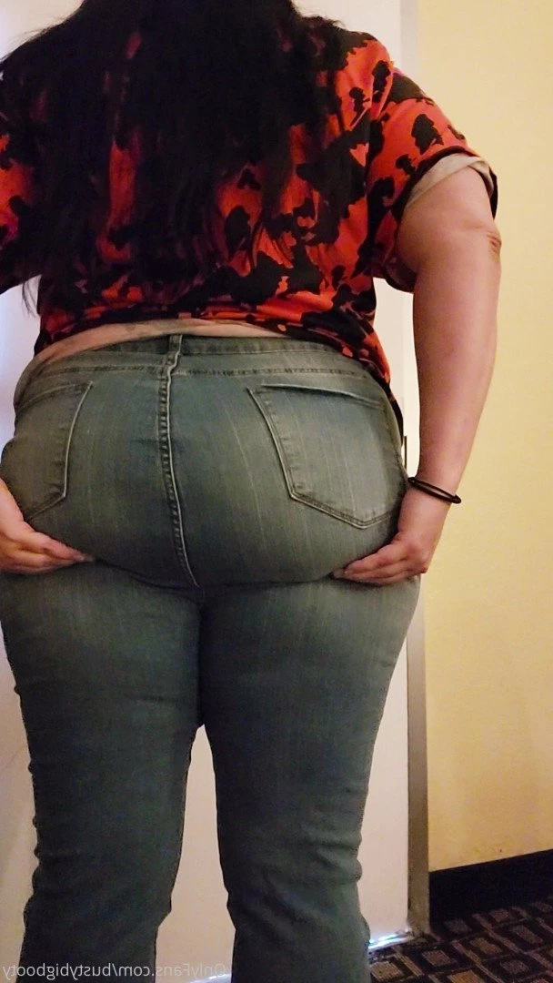 Big TiTTy Stepmom [ bustybigbooty ] Onlyfans leaked photo 3851320 on Hotleaks.tv
