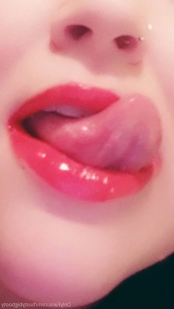 Big TiTTy Stepmom [ bustybigbooty ] Onlyfans leaked photo 3887623 on Hotleaks.tv