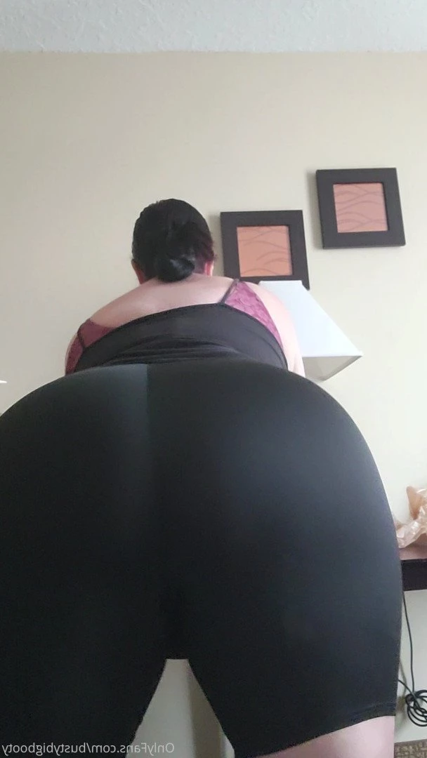 Big TiTTy Stepmom [ bustybigbooty ] Onlyfans leaked photo 3907418 on Hotleaks.tv