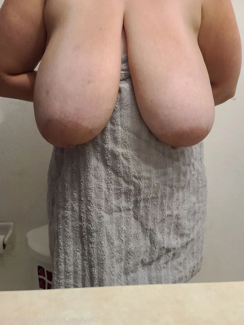 Big TiTTy Stepmom [ bustybigbooty ] Onlyfans leaked photo 5918865 on Hotleaks.tv