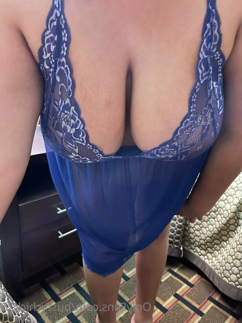 bustychick26 Onlyfans leaked photo 3626854 on Hotleaks.tv