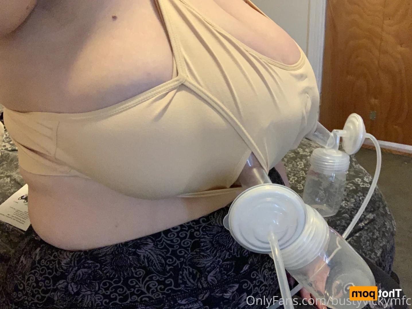 Vicky [ bustyvicky38 ] Onlyfans leaked photo 11777414 on Hotleaks.tv