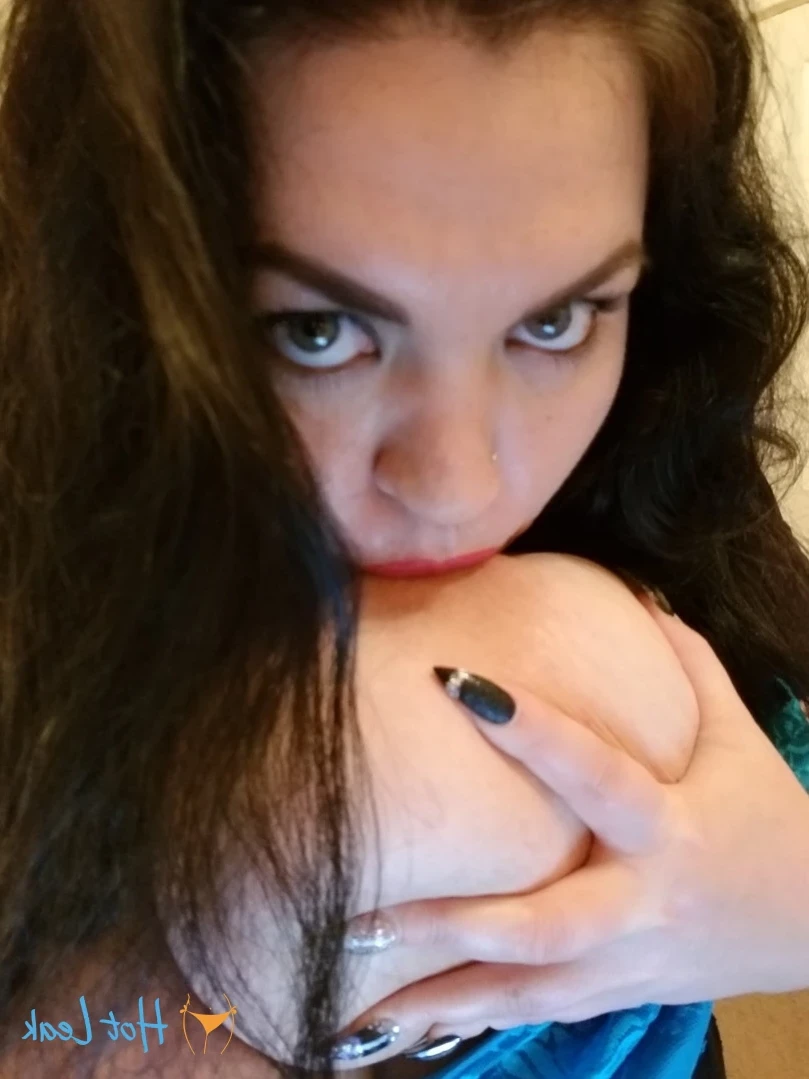 Vicky [ bustyvicky38 ] Onlyfans leaked photo 11808235 on Hotleaks.tv