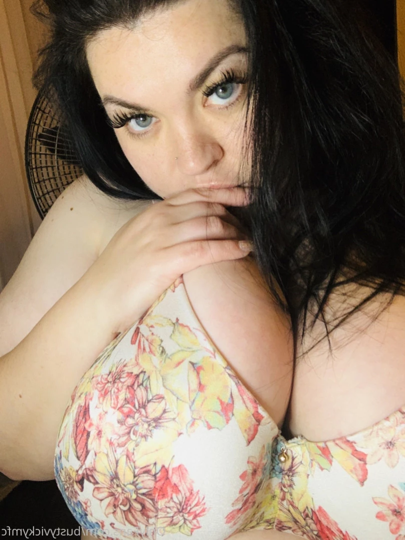 Vicky [ bustyvicky38 ] Onlyfans leaked photo 14395148 on Hotleaks.tv