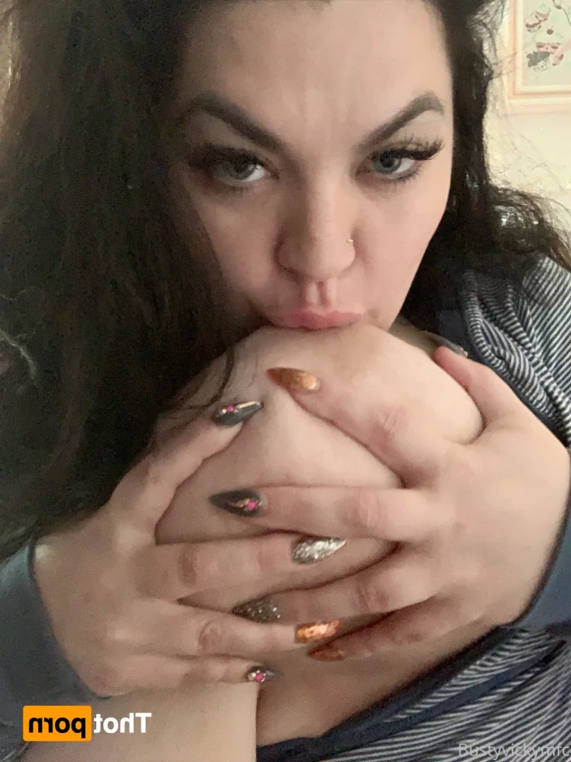 Vicky [ bustyvicky38 ] Onlyfans leaked photo 14508526 on Hotleaks.tv