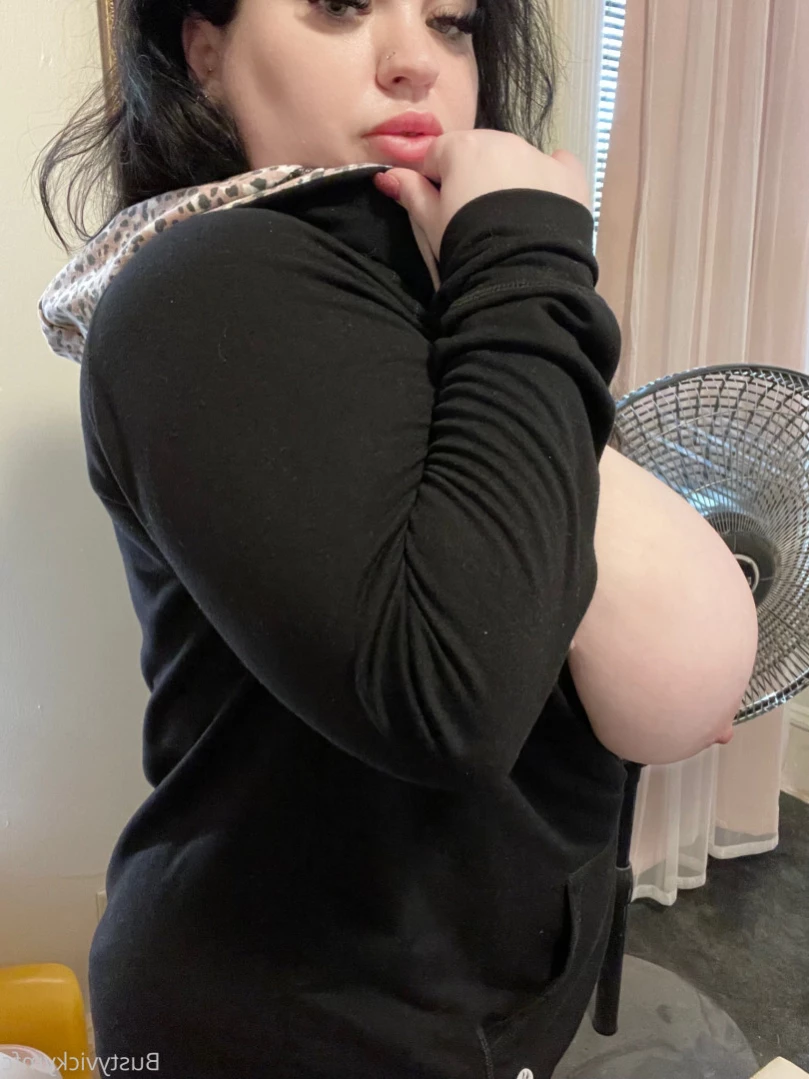 Vicky [ bustyvicky38 ] Onlyfans leaked photo 16064622 on Hotleaks.tv