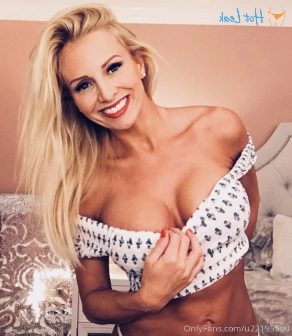 Callie Skye Nude 💋 [ callieskyenude ] Onlyfans leaked photo 14478989 on Hotleaks.tv