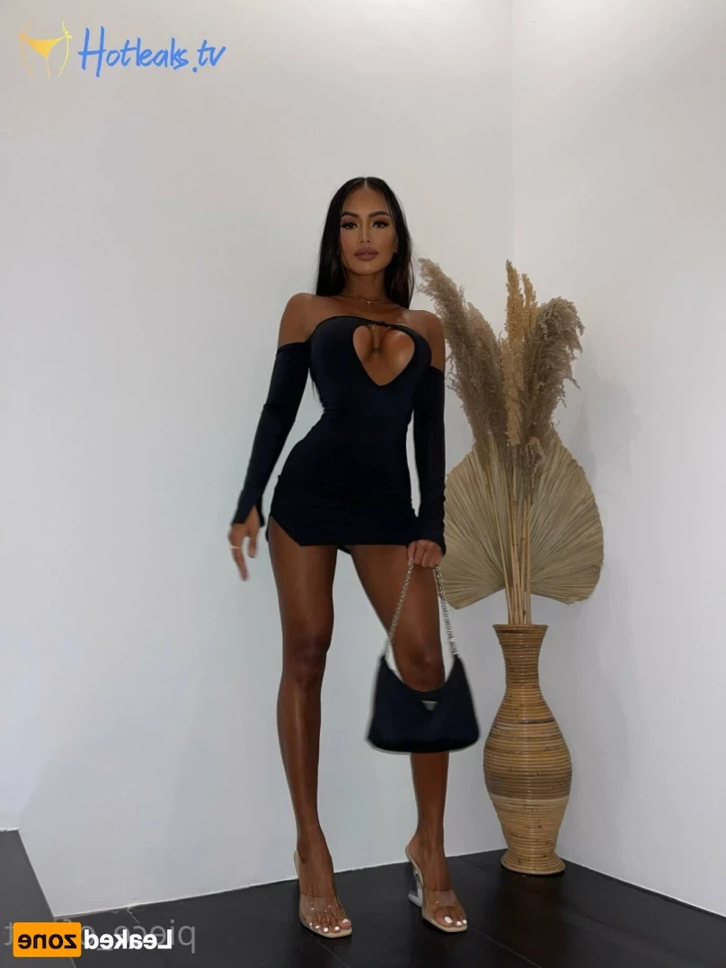 Join me in my “Red Room”😈 [ carla-piece-of-art ] Onlyfans leaked photo 14283185 on Hotleaks.tv