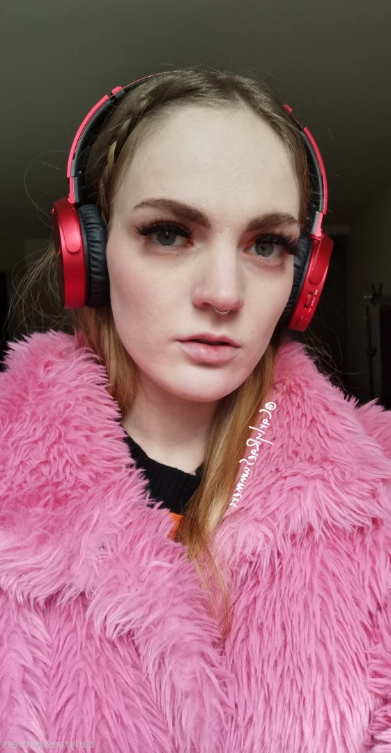 Carly Rae [ carlyraesummers ] Onlyfans leaked photo 5925358 on Hotleaks.tv