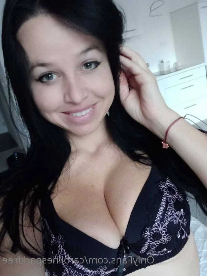 👑Deepthroat queen👑FREE page [ carolinesparkfree ] Onlyfans leaked photo 3778874 on Hotleaks.tv