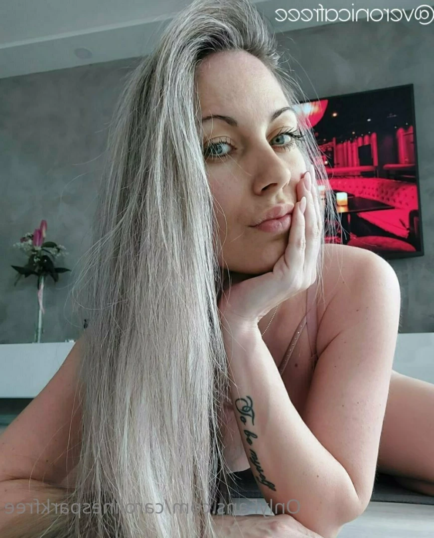 👑Deepthroat queen👑FREE page [ carolinesparkfree ] Onlyfans leaked photo 5918077 on Hotleaks.tv