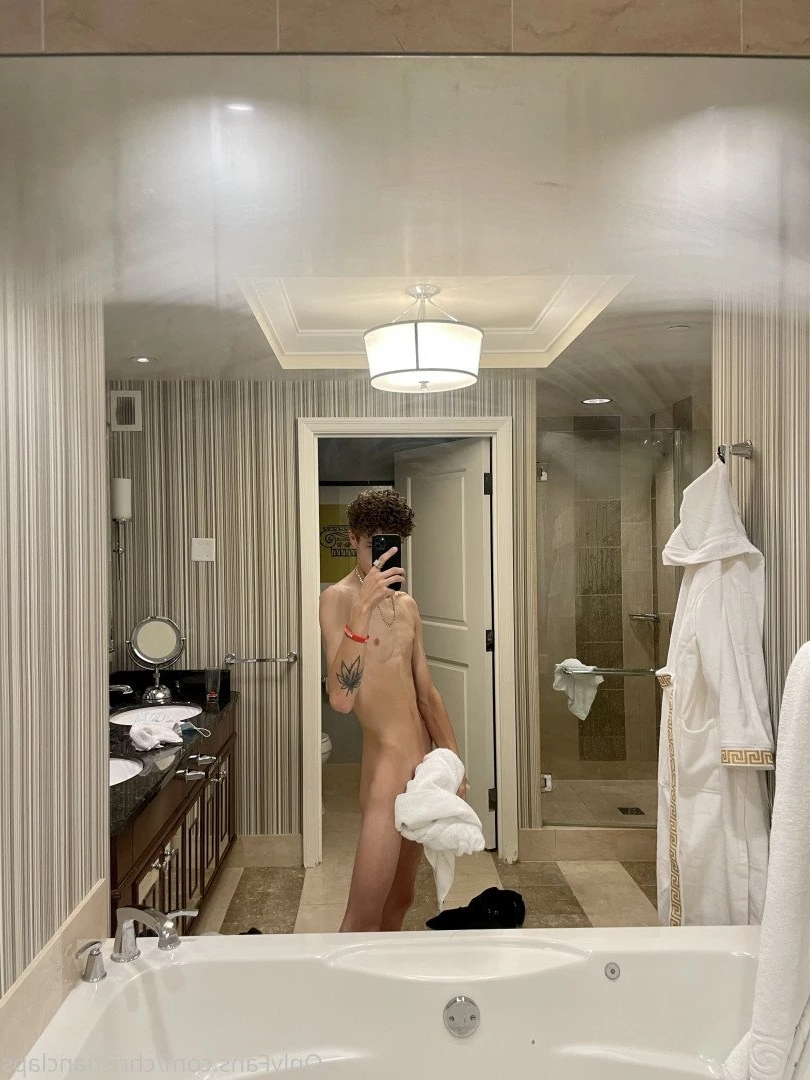 Christian D [ christianclaps ] Onlyfans leaked photo 254424 on Hotleaks.tv