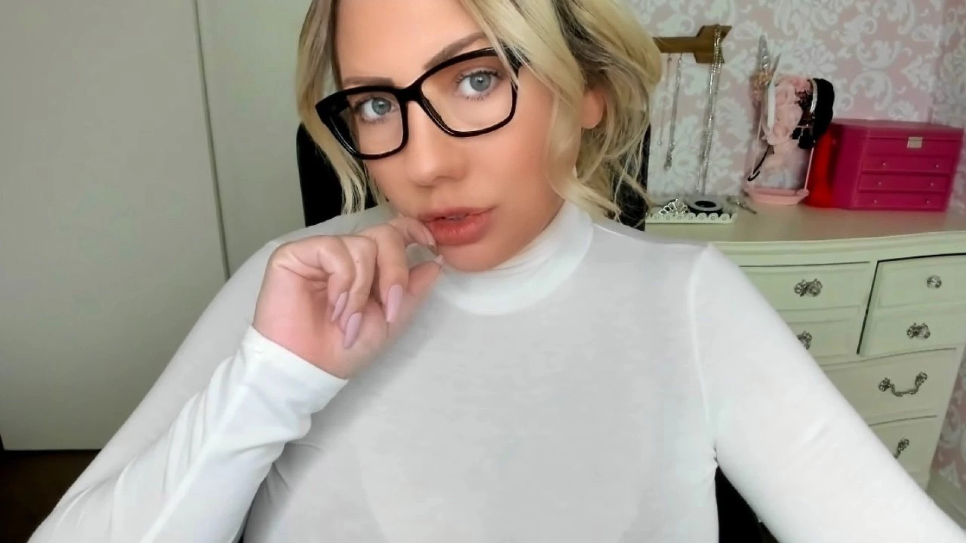 CASSSIDY 💜 FREE [ casssidyfree ] Onlyfans leaked photo 3597556 on Hotleaks.tv