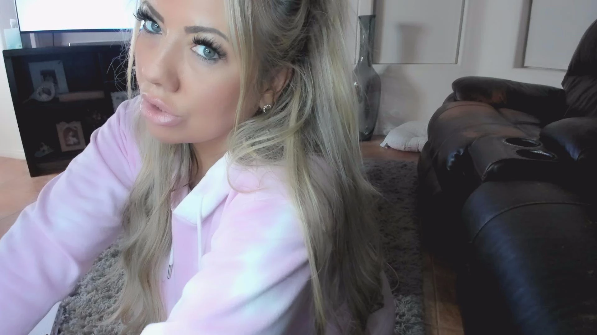CASSSIDY 💜 FREE [ casssidyfree ] Onlyfans leaked photo 3597657 on Hotleaks.tv