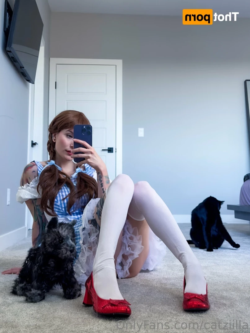 Cat [ catziilla ] Onlyfans leaked photo 12122829 on Hotleaks.tv