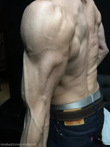 5839399