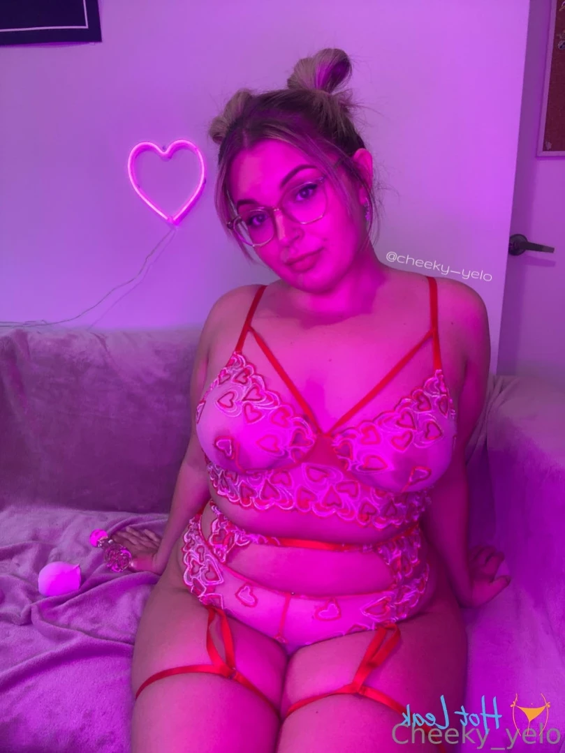 SHAY • JOIN MY VIP [ cheeky_yelofree ] Onlyfans leaked photo 14226451 on Hotleaks.tv