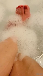 15906371