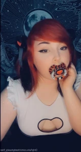 3427733