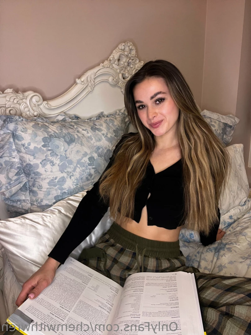 Wren💛 [ chemwithwren ] Onlyfans leaked photo 14409666 on Hotleaks.tv