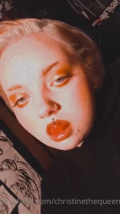 1356084