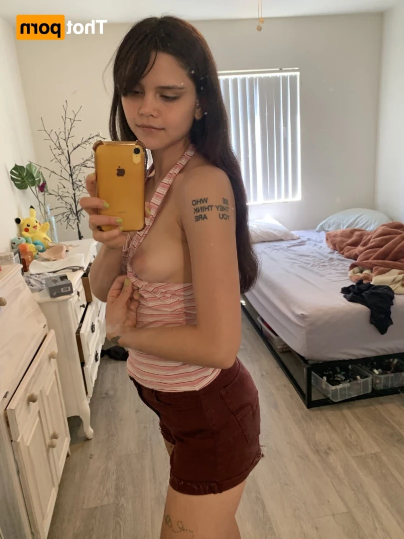 Chloe [ chloenoa ] Onlyfans leaked photo 13178299 on Hotleaks.tv