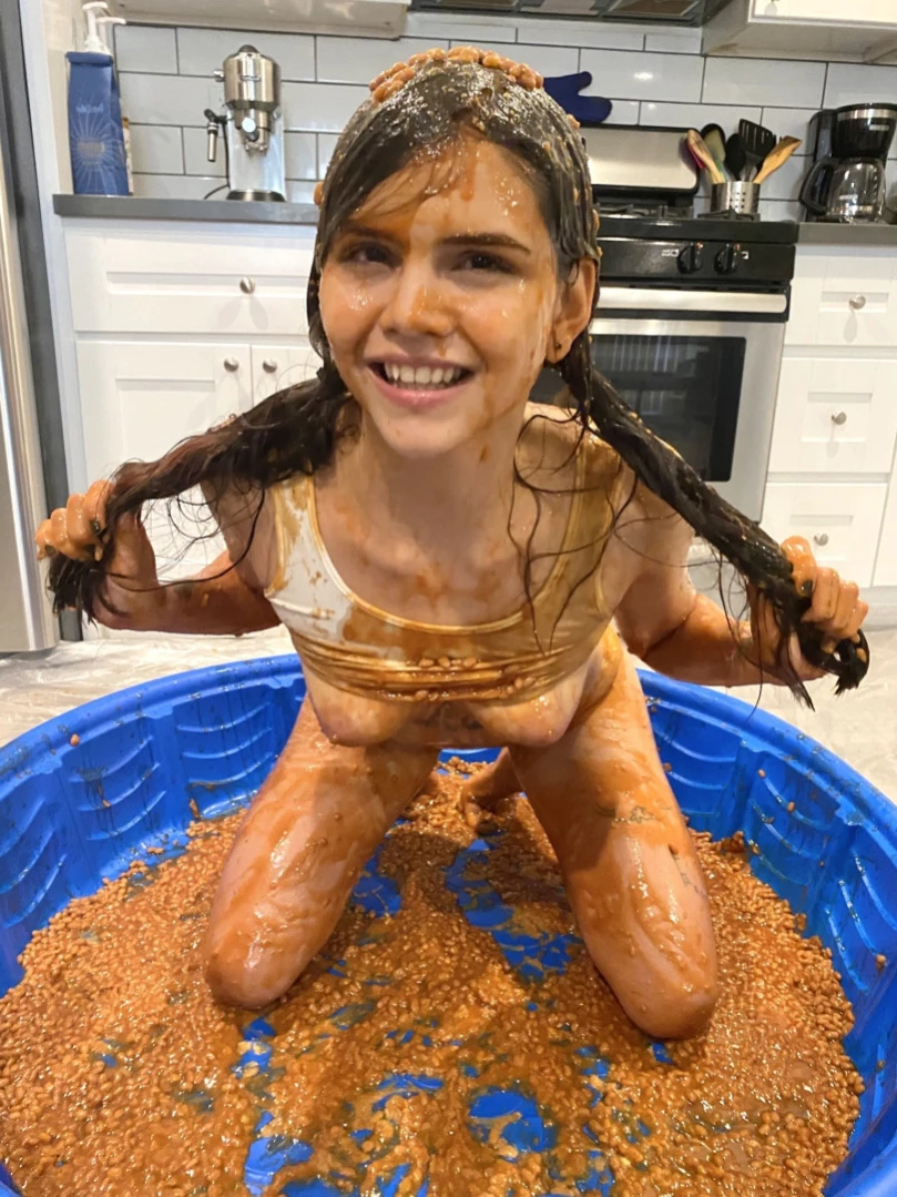 Chloe [ chloenoa ] Onlyfans leaked photo 13258331 on Hotleaks.tv