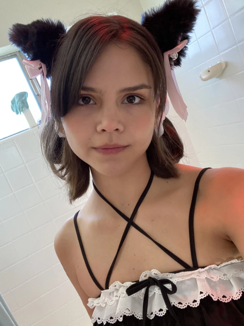 Chloe [ chloenoa ] Onlyfans leaked photo 15479298 on Hotleaks.tv