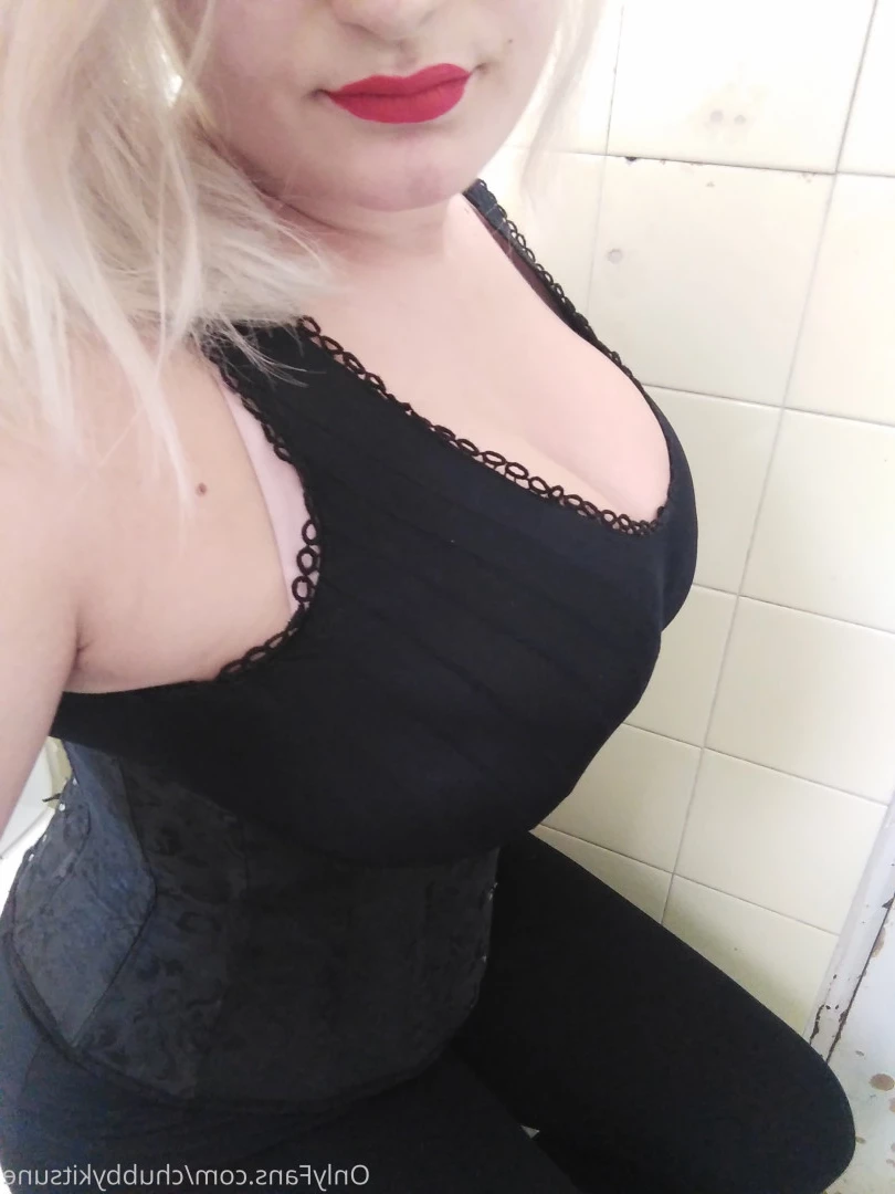 Chubby Kitsune [ chubbykitsune ] Onlyfans leaked photo 5913466 on Hotleaks.tv