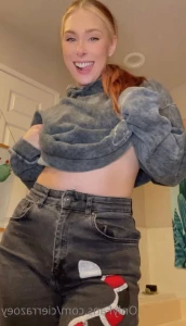 3672989