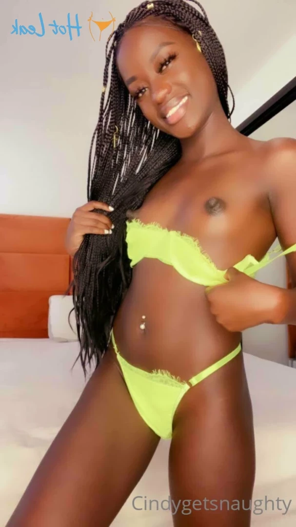 𝗖𝗢𝗟𝗟𝗘𝗚𝗘 𝗦𝗟𝗨𝗧 📚 😍 [ cindygetsnaughty ] Onlyfans leaked photo 12344627 on Hotleaks.tv