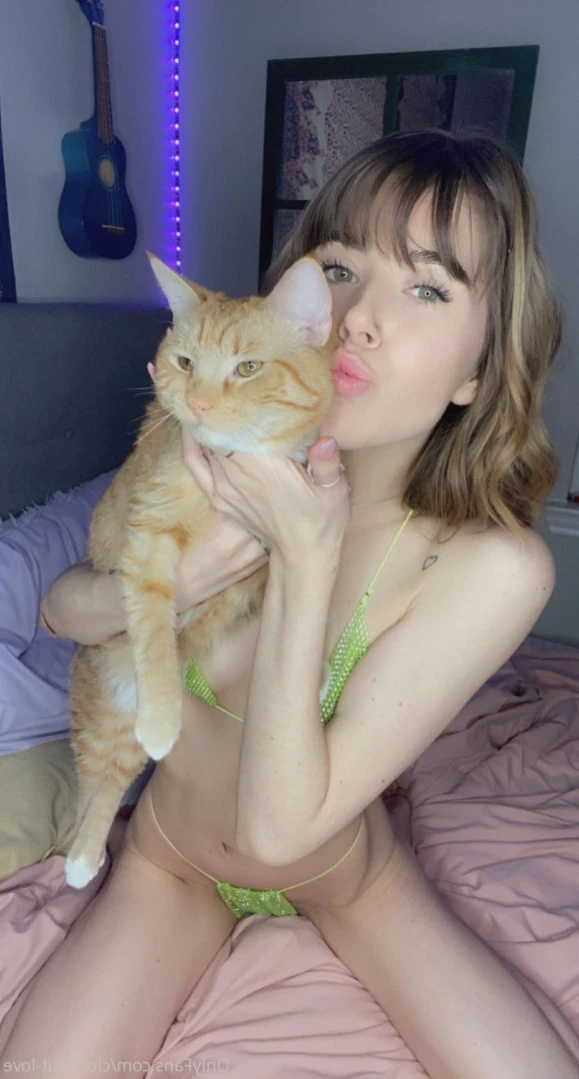 cloconutlove [ cloconut-lovefree ] Onlyfans leaked photo 11778399 on Hotleaks.tv