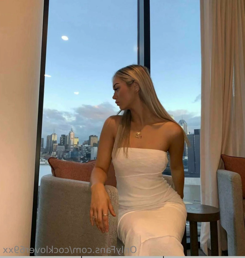 Petite girl next door 😍 [ cocklover69xx ] Onlyfans leaked photo 12841875 on Hotleaks.tv