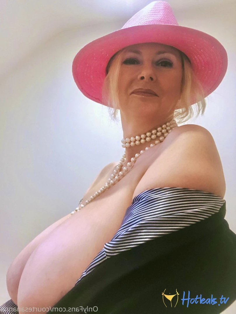 Courtesan Annabel [ courtesananna ] Onlyfans leaked photo 3526187 on Hotleaks.tv