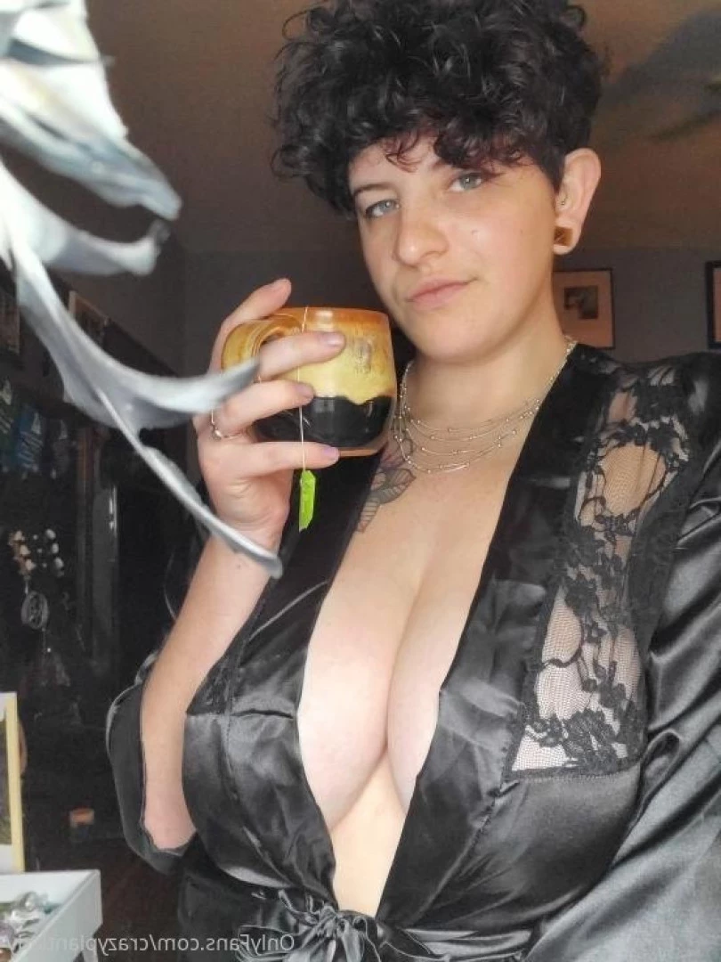 crazyplantlady Onlyfans leaked photo 7614015 on Hotleaks.tv