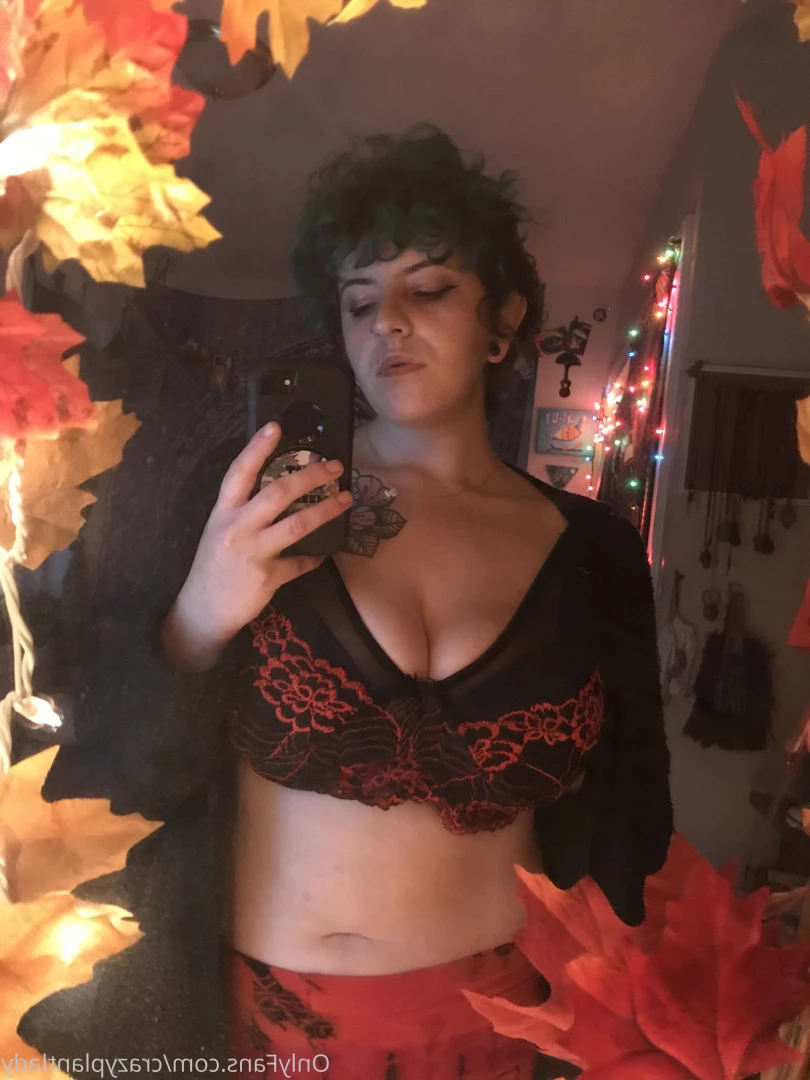 crazyplantlady Onlyfans leaked photo 7614106 on Hotleaks.tv
