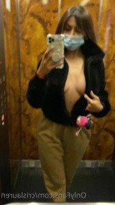 𝗖𝗥𝗜𝗦𝗟𝗔𝗨𝗥𝗘𝗡  𝒱𝒾𝒹ℯℴ𝒸𝒶𝓁𝓁 𝒬𝒰ℰℰ𝒩 [ crislauren ] Onlyfans leaked video 3258373 on Hotleaks.tv