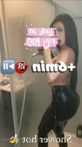 𝗖𝗥𝗜𝗦𝗟𝗔𝗨𝗥𝗘𝗡  𝒱𝒾𝒹ℯℴ𝒸𝒶𝓁𝓁 𝒬𝒰ℰℰ𝒩 [ crislauren ] Onlyfans leaked video 3258392 on Hotleaks.tv