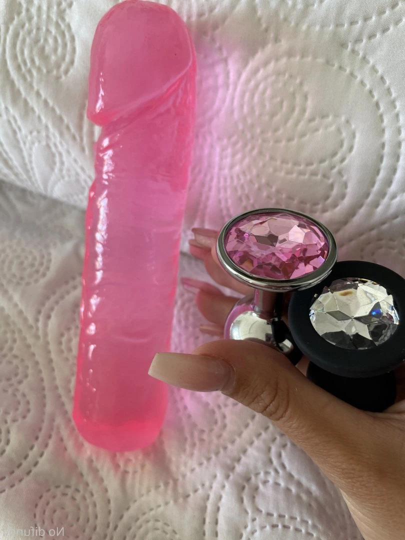 𝗖𝗥𝗜𝗦𝗟𝗔𝗨𝗥𝗘𝗡  𝒱𝒾𝒹ℯℴ𝒸𝒶𝓁𝓁 𝒬𝒰ℰℰ𝒩 [ crislauren ] Onlyfans leaked photo 3603529 on Hotleaks.tv