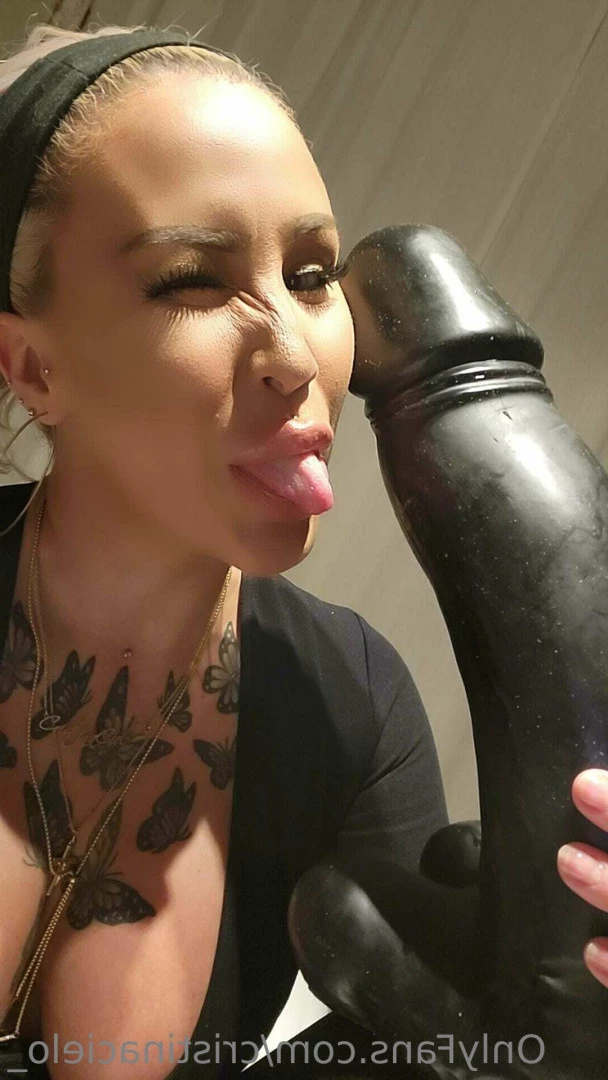 𝒞𝓇𝒾𝓈𝓉𝒾𝓃𝒶 𝒞𝒾ℯ𝓁ℴ [ cristinacielo_ ] Onlyfans leaked photo 9458304 on Hotleaks.tv