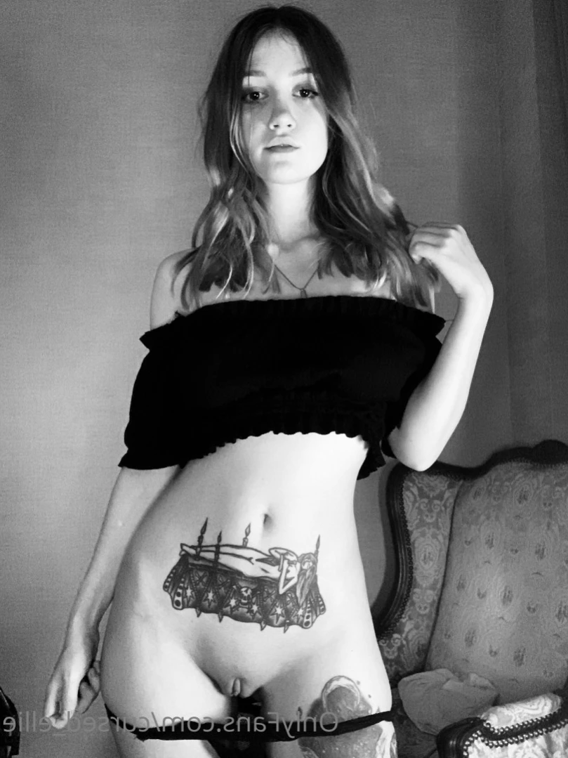 Cursed Ellie 💌 [ cursed_ellie ] Onlyfans leaked photo 14555421 on Hotleaks.tv