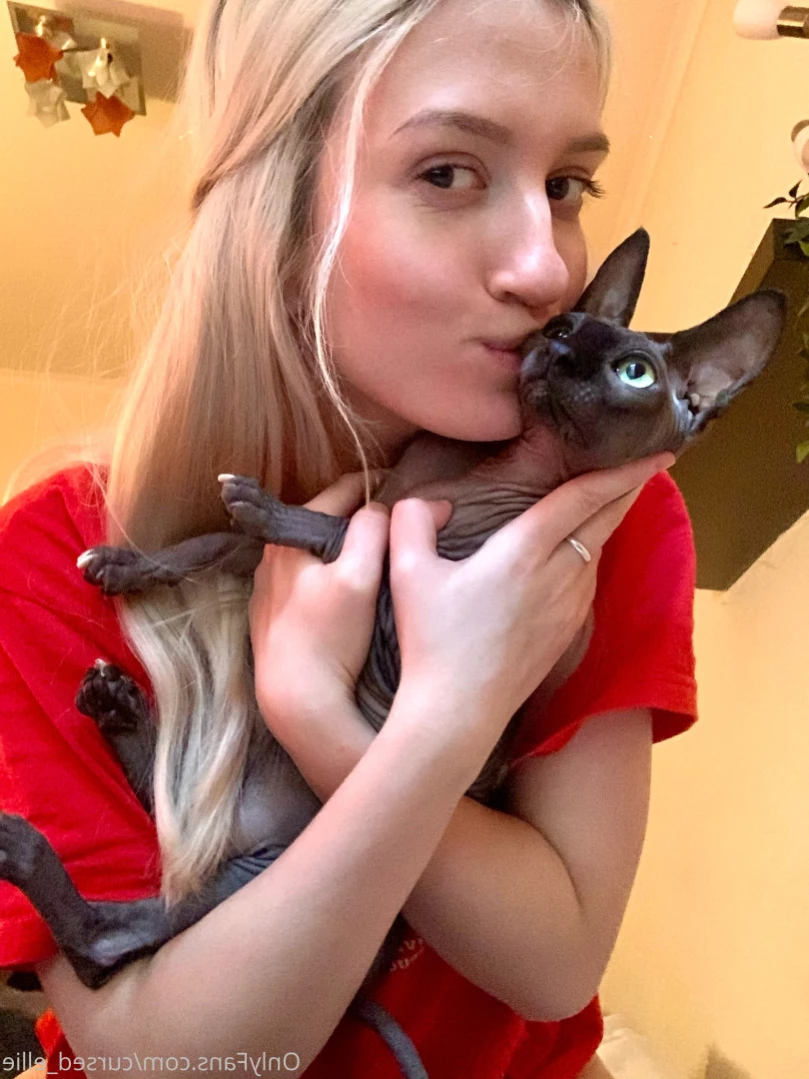 Cursed Ellie 💌 [ cursed_ellie ] Onlyfans leaked photo 16155041 on Hotleaks.tv