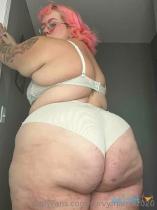 15102564