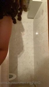 3269402