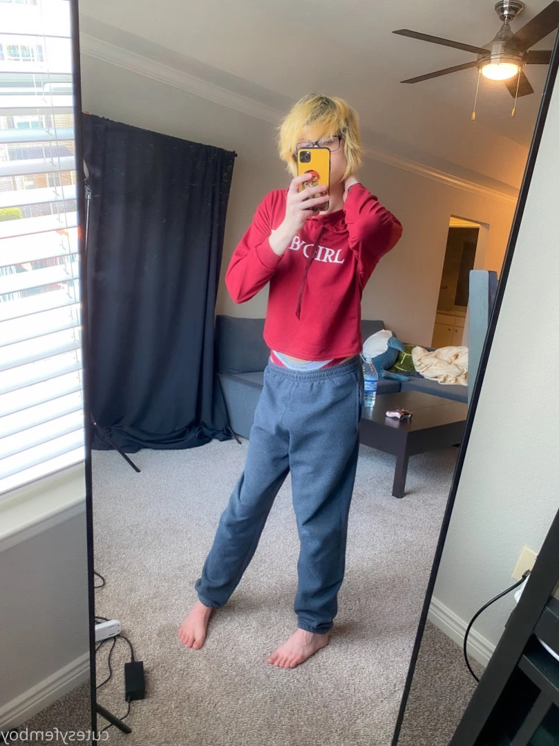 cutesy ♡ [ cutesyfemboy ] Onlyfans leaked photo 15518593 on Hotleaks.tv