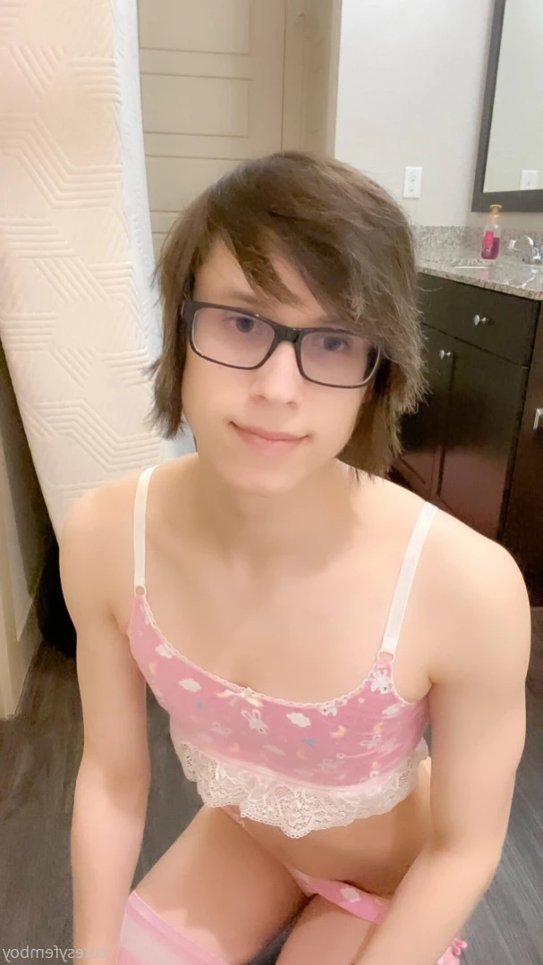 cutesy ♡ [ cutesyfemboy ] Onlyfans leaked photo 16098538 on Hotleaks.tv