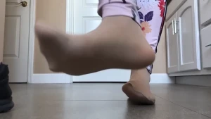 4871685